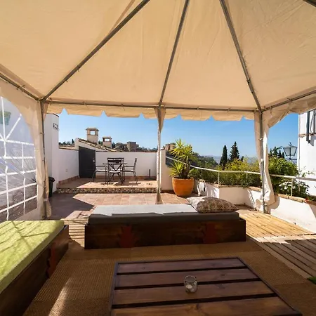 Montesclaros Apartment