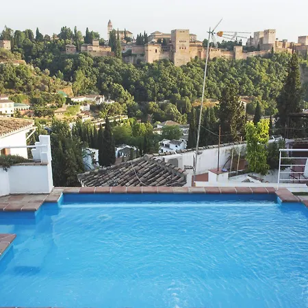 Montesclaros Apartment
